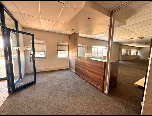 394M² OFFICE TO LET IN PARKTOWN